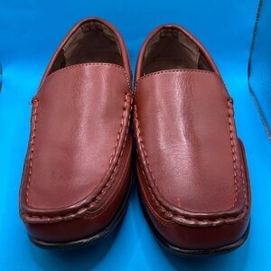 Deer Stags Big Boys Booster Loafer Size 5M Brown- brand new